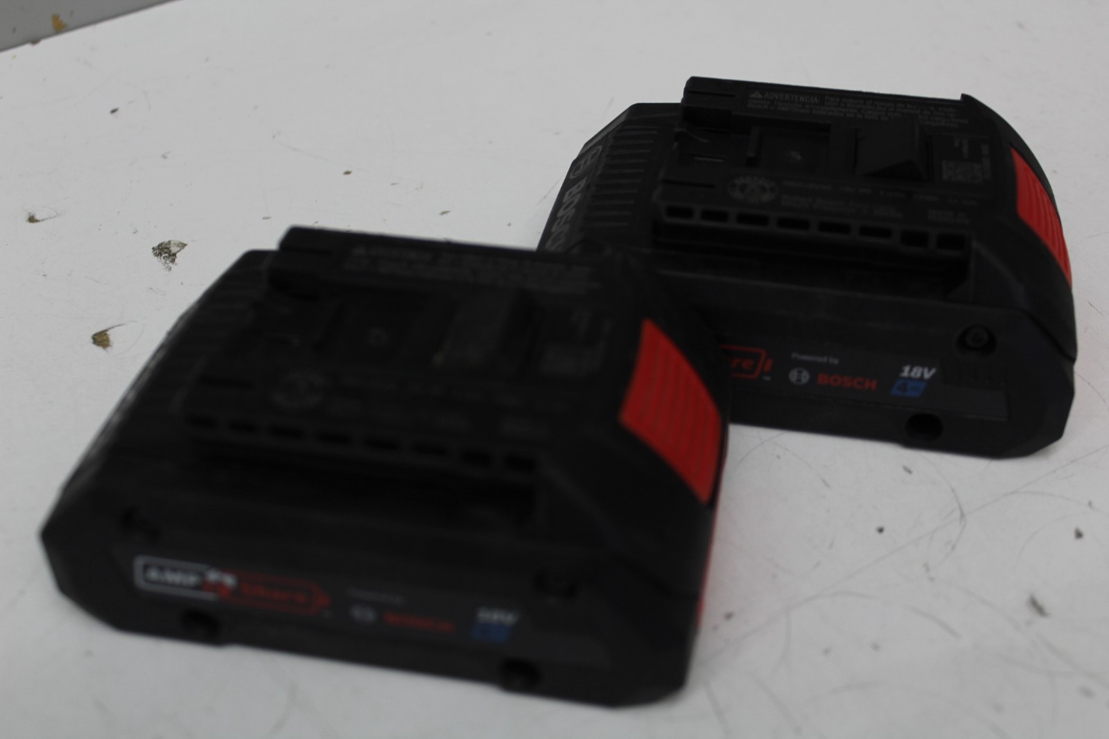 BOSCH CORE 18V 4.0 Ah Battery GBA18V40-2P 2 Pack NEW - NO BOX - FREE SHIPPING