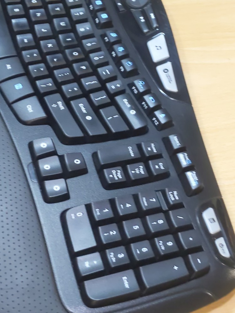 Logitech Wireless Wave Keyboard K350 & Mouse Set + M310 Mouse + USB Dongle D