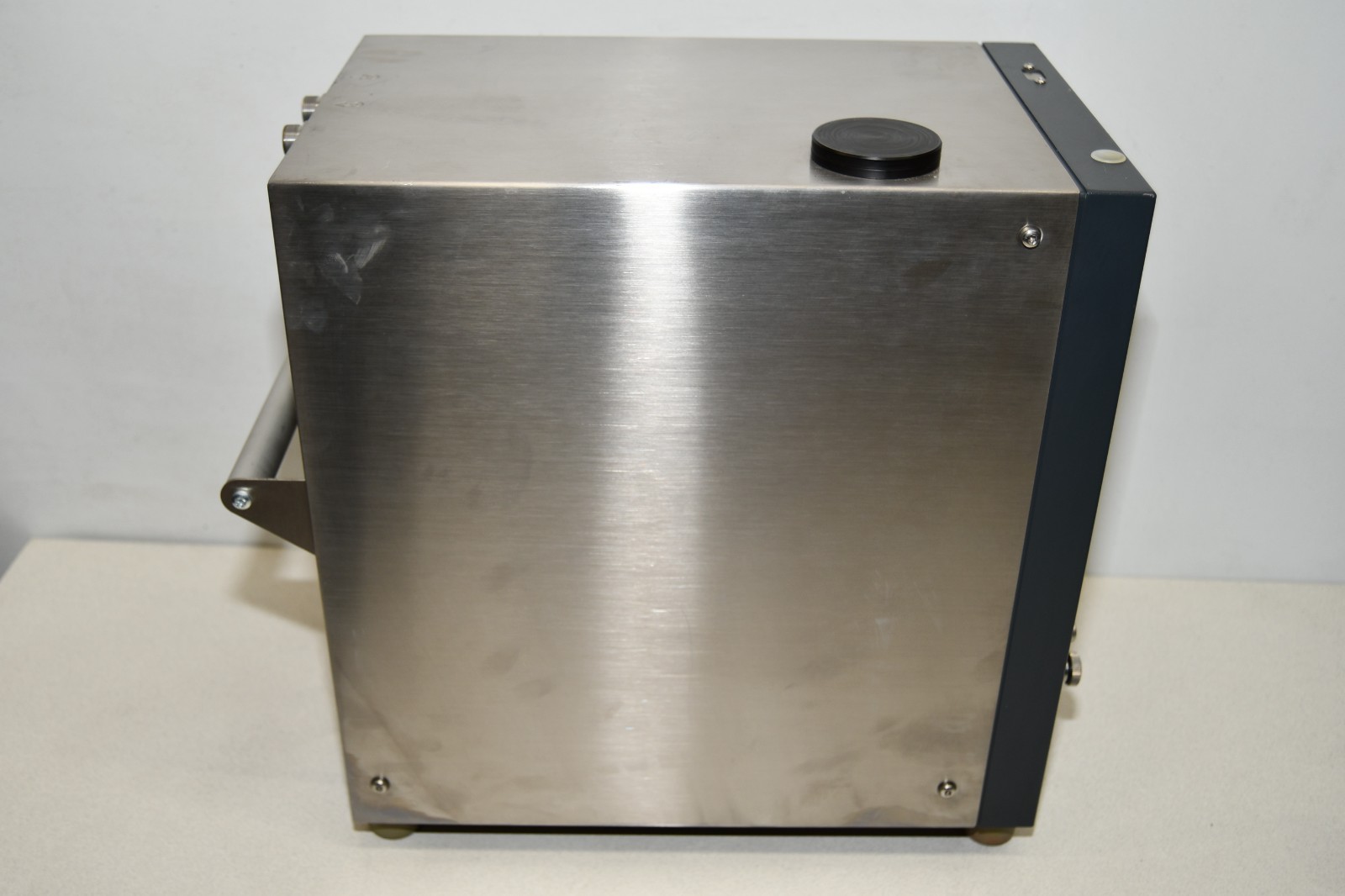 ^ Huber Minichiller 300 Compact Water Chiller Cooler -20 to +40C #X6360