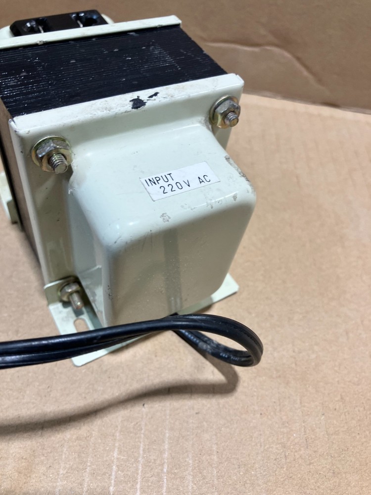 220-110V Step down converter model No.CR-200-D