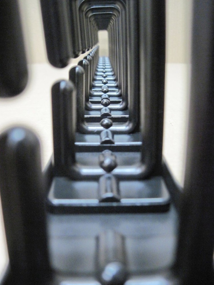 Tripp Lite SRCABLERINGVRT 6Ft Vert Cable Manager Flex Ring Toolless Mounting