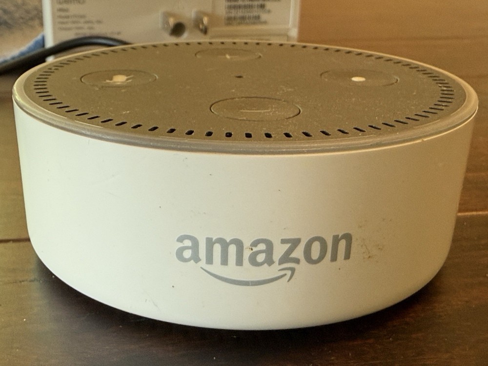 WeMo Mini Smart Plug WiFi Enabled with Alexa & Amazon Echo Dot 2nd Generation