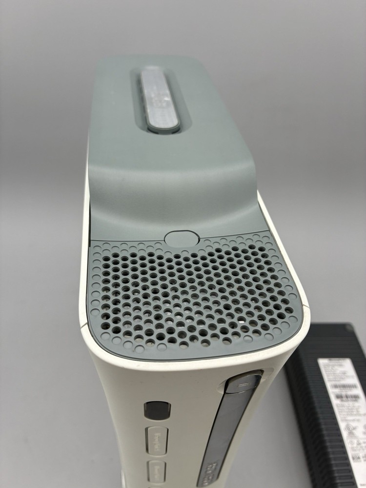 Xbox 360 Console Bundle Controller & Cables 4 Games – Tested Working