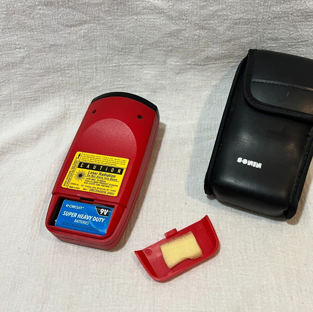 Sonin Laser Targeting Range Finder 10075 w/ Case - Tested