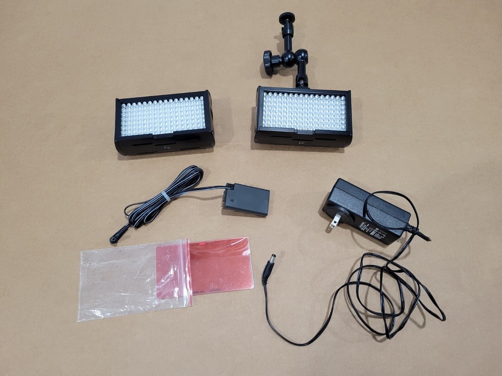 2 X FloLight MicroBeam On-Camera 128 ? Compact LED Lights