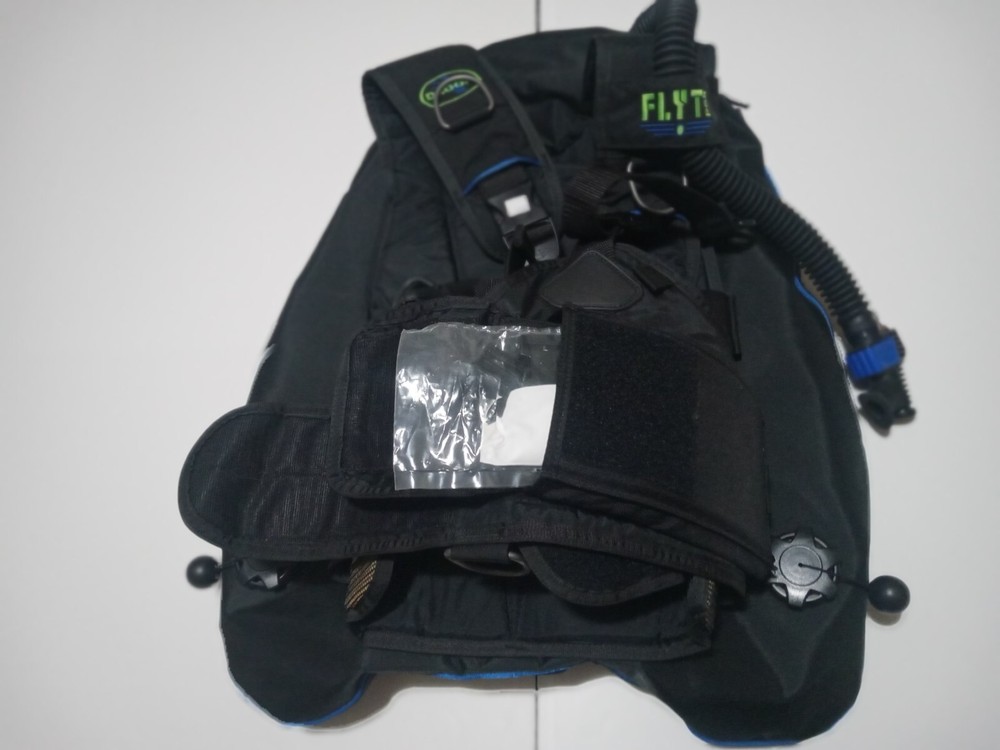 Dacor Flyt pac scuba diving bcd