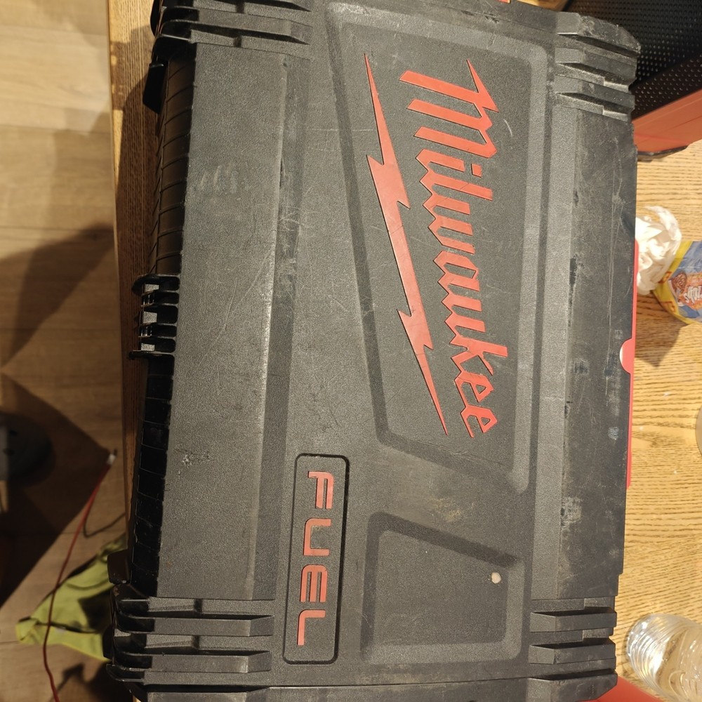 Milwaukee M18 Rivet Gun.