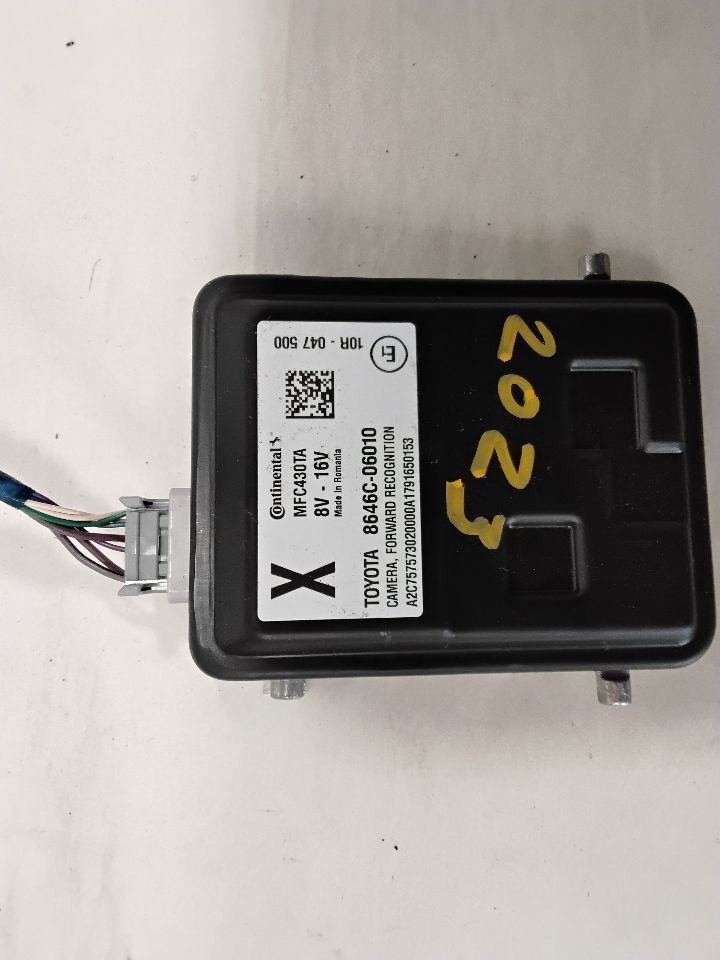 Camera/Projector Radar Unit Front Windshield Fits 18-19 CAMRY 131326