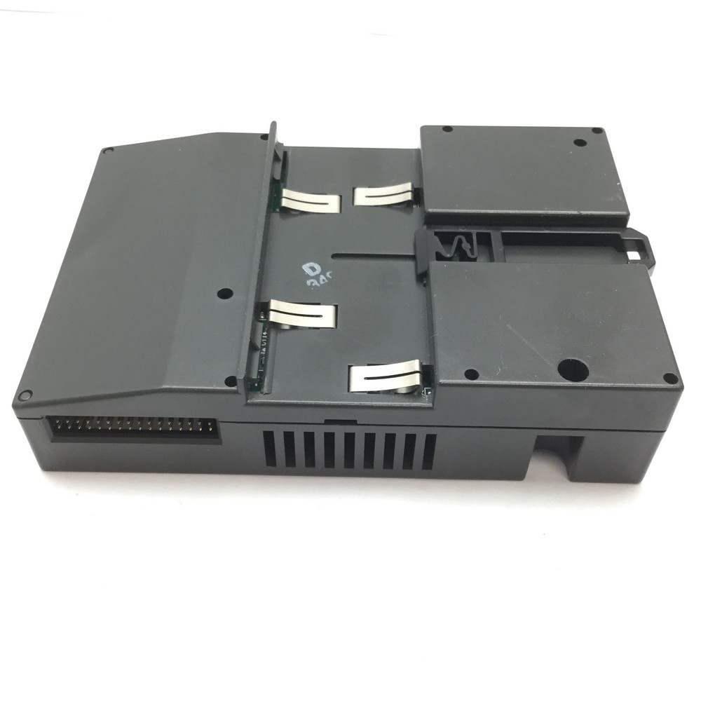 GE Fanuc IC200GBI001-DF VersaMax PLC Genius Network Interface Unit Module