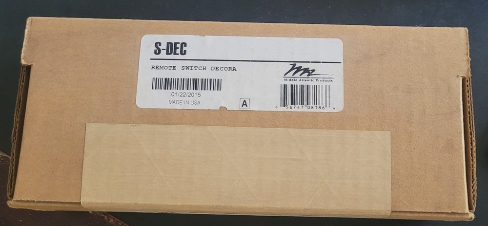 Middle Atlantic S-DEC Remote Switch Decora