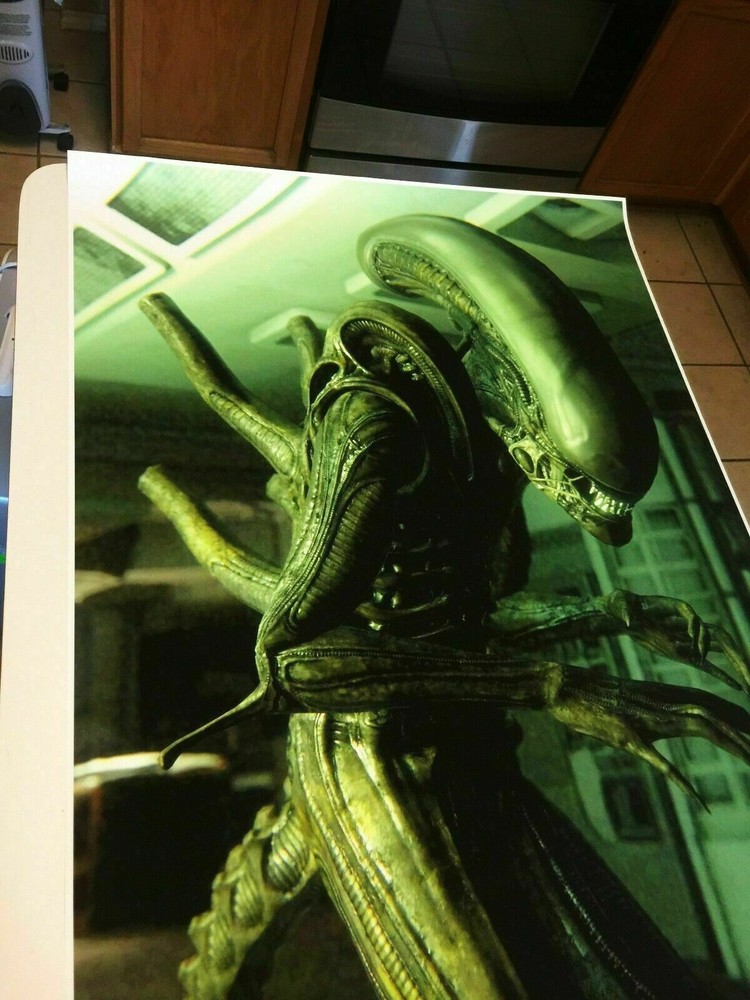 ALIEN Prop Xenomorph Destruct Keyboard Computer translight print Star Trek Yes!