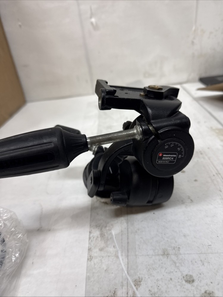 Manfrotto 808RC4 Basic Pan Tilt Tripod Head Without QR PLATE