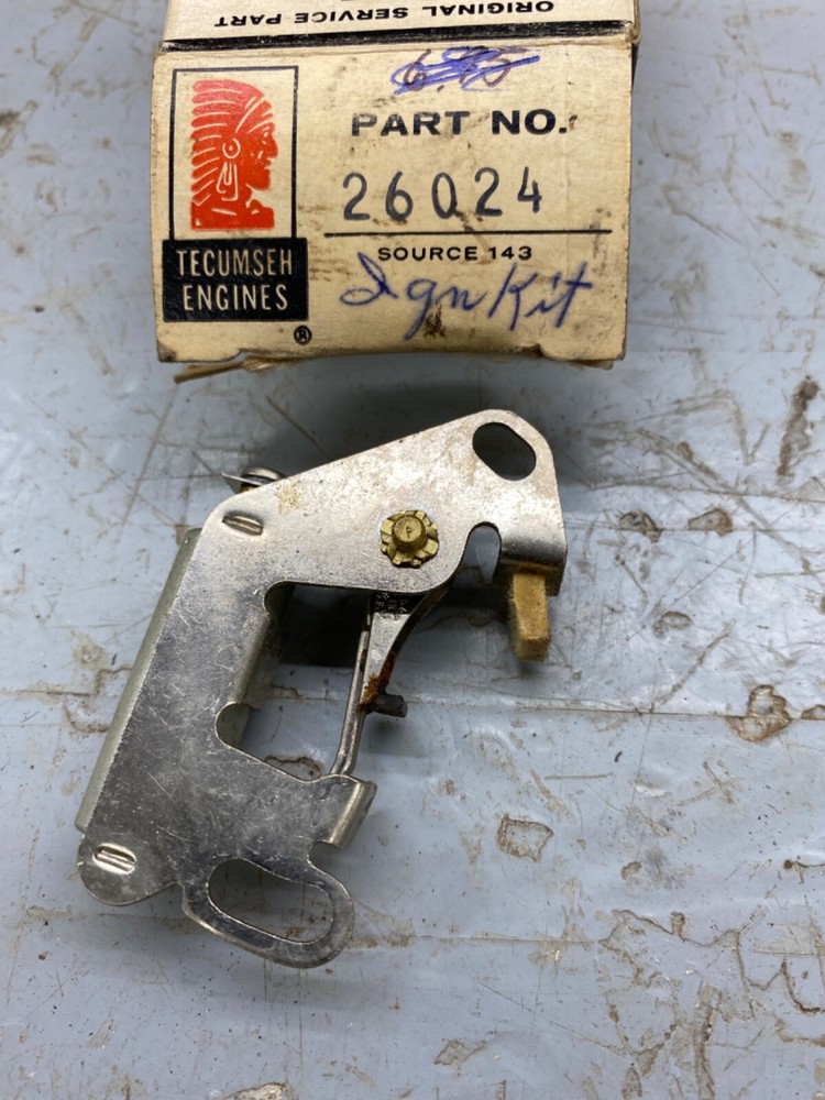 NOS Tecumseh 26024 Points Kit