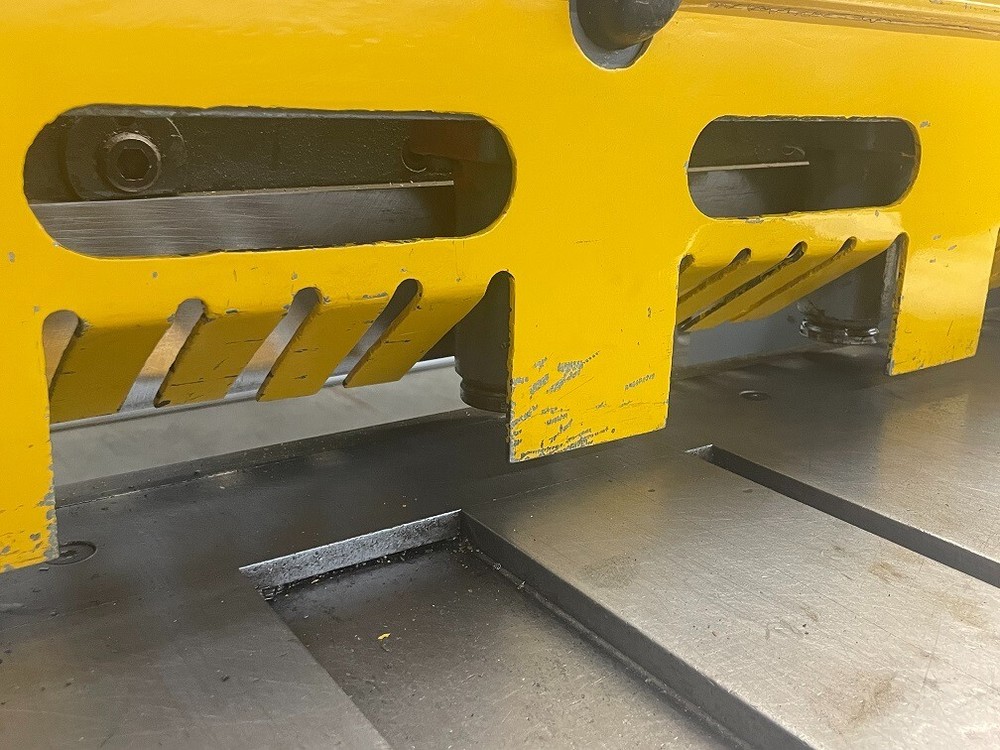 Lodge & Shipley 6’x 1/4″ Power Squaring Shear