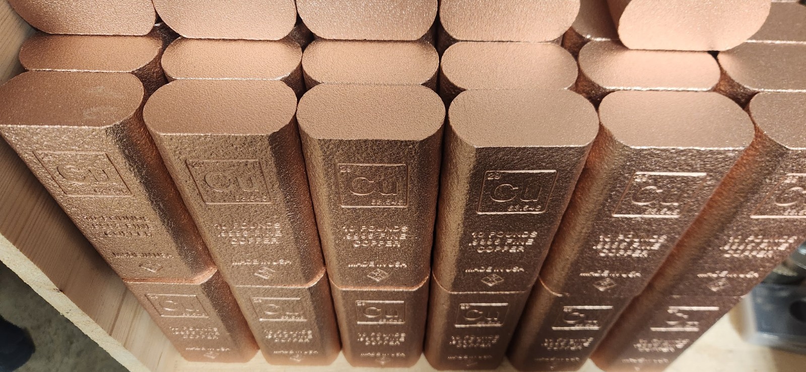 10 LB .999 Fine Copper Bullion Bar Elemental Design Stamped Cu Symbol Ten Pound