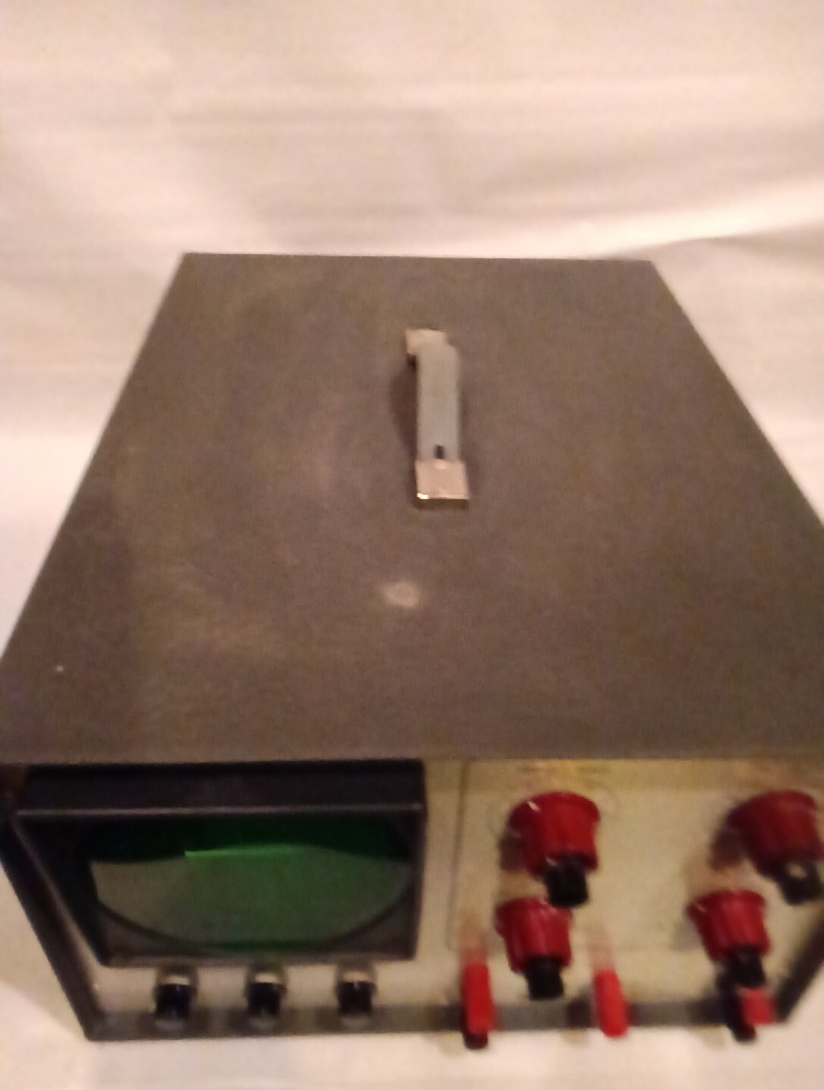 Bell & Howell School Model 34 Oscilloscope