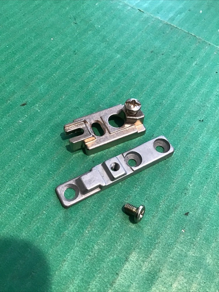 Single (1) Rare Blum 2-pc Hinge Mounting Plate 195H510-02 Hinge Part Replace