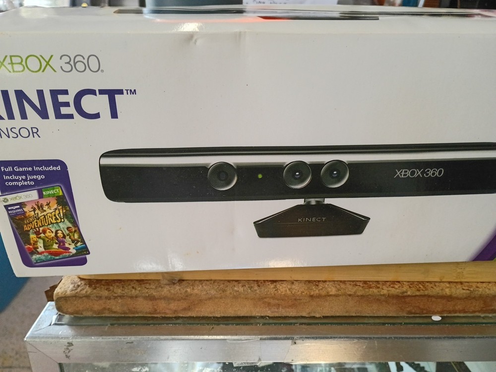 Microsoft Xbox 360 Kinect Motion Sensor Bar w/Kinect Adventures Game SEALED