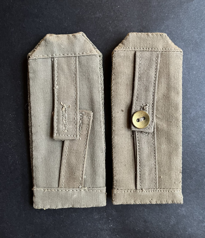 NICE PAIR WWII JAPANESE ARMY SHOULDER BOARD