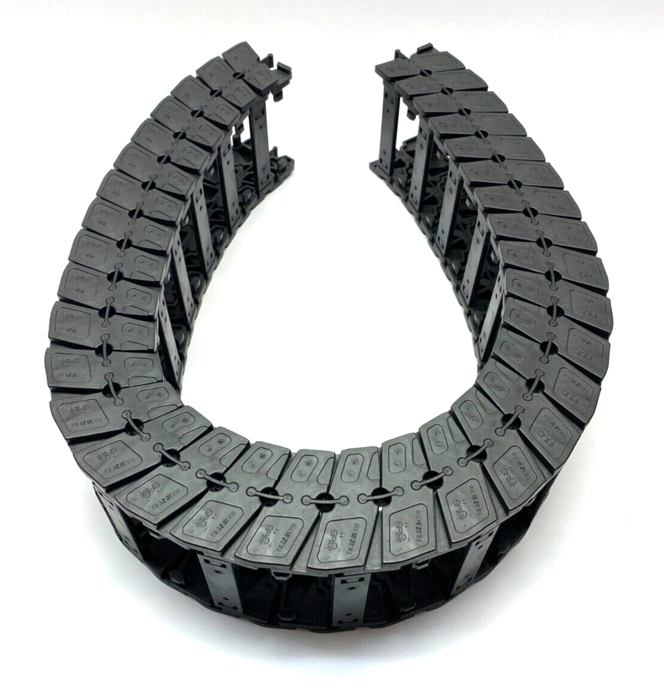 Igus E6-52-087-150-0 E-Chain Cable Carrier 40" Length NO MOUNT FEATURE