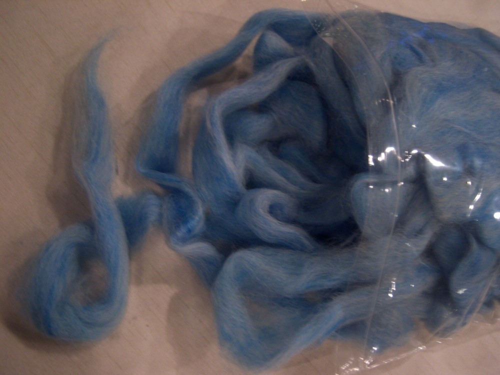 Alpaca and Bamboo Blend Roving: 4 oz Spin/Felt