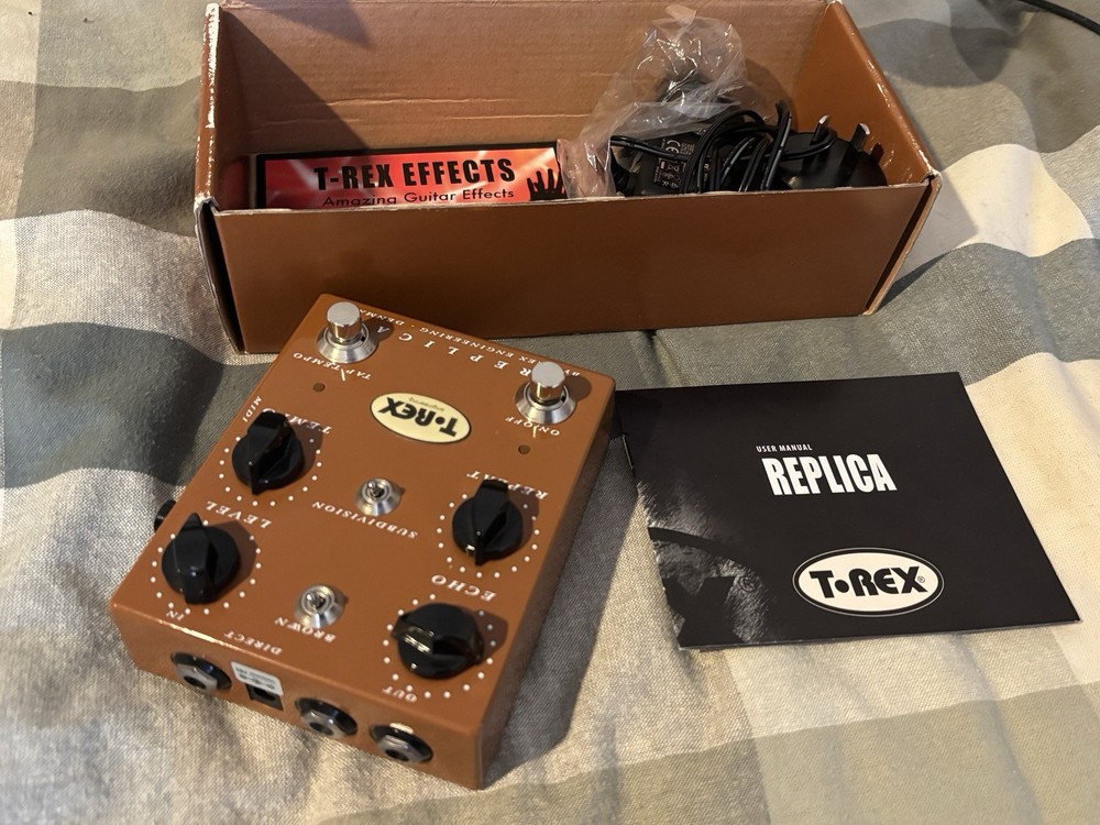 T-REX REPLICA DIGITAL DELAY PEDAL JOHN MAYER
