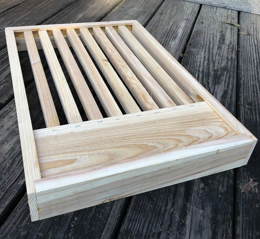 Cypress 8 frame slatted rack for Langstroth bee hive