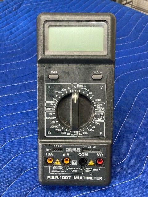 R.S.R. ELECTRONICS INC. 1007 Digital Capacitance & Inductor Multimeter USED2(PC)