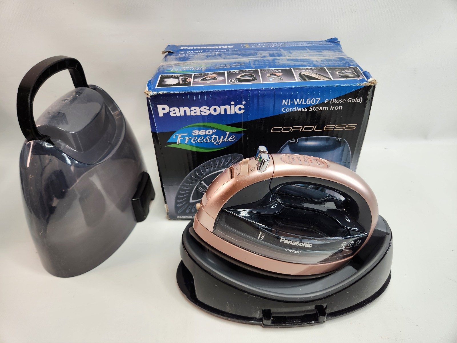 Panasonic 360 Freestyle Cordless Iron Open Box New Ni-WL607 Rose Gold