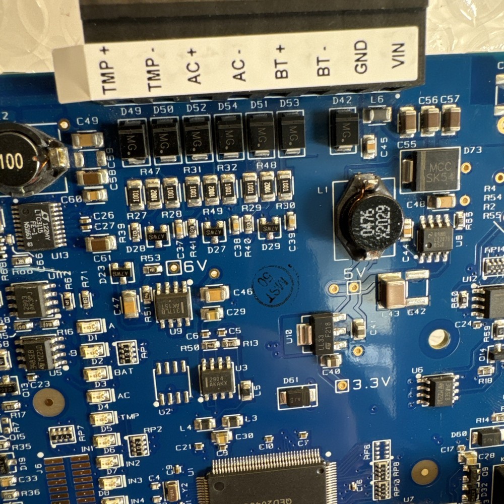 Alarm.com ADC-AC-X100 | HID Aero Door/Reader Interface Module X100A-NP