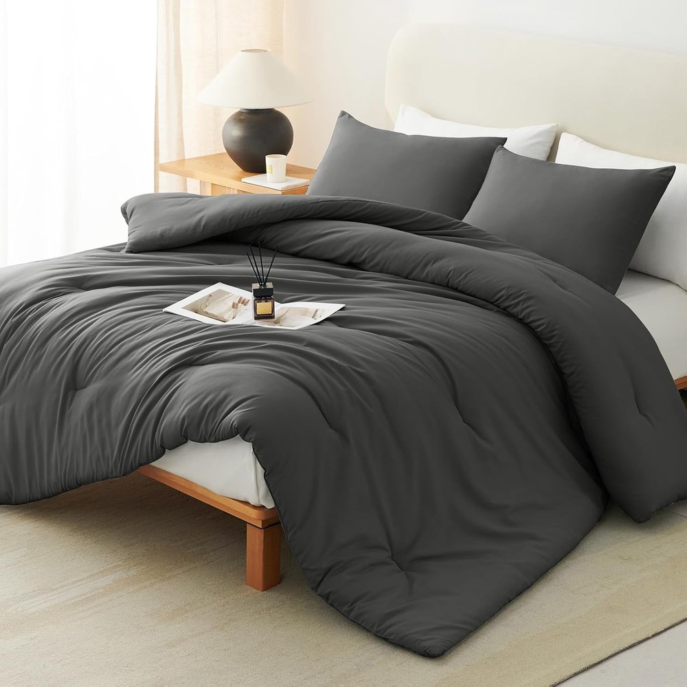 Queen Comforter Set Dark Grey 1 Comforter & 2 Pillowcases Quilted Microfiber