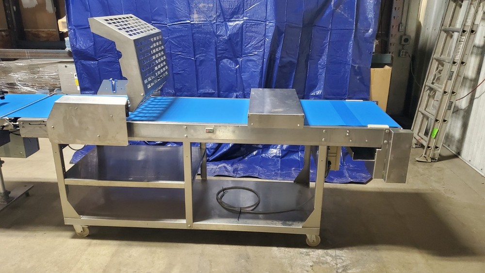 Rondo Cutting Table with Infeed Table - Refurbished