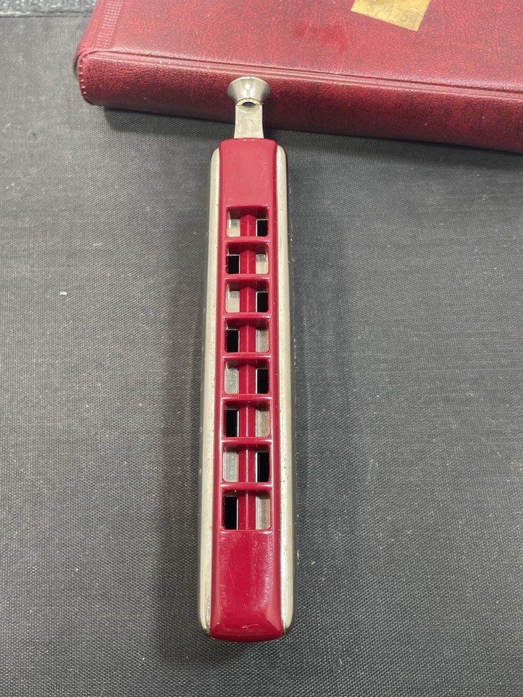 Chrometta 8 Model 250 C in Case Germany