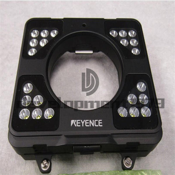 ONE NEW KEYENCE IV3-L5C Light Source