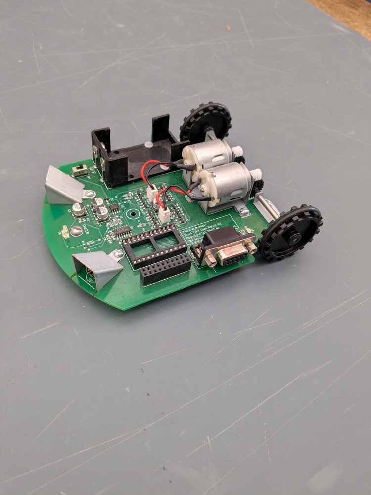 Parallax Basic Stamp 2 2 Wheel Robot - TAB Electronics McGraw Hill !Charity!