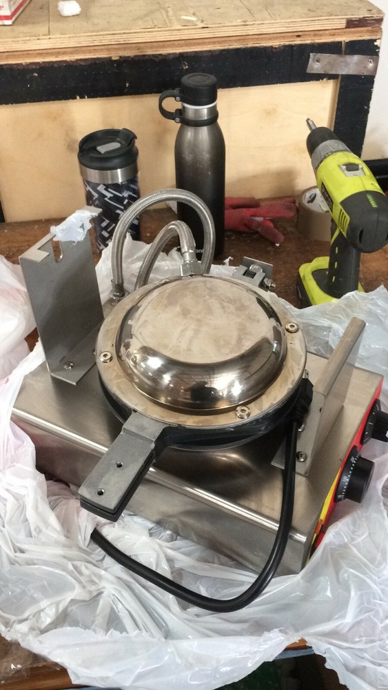 USED 110V Egg Waffle Machine with 30pcs Stainless Electric Bubble Egg Cake Maker