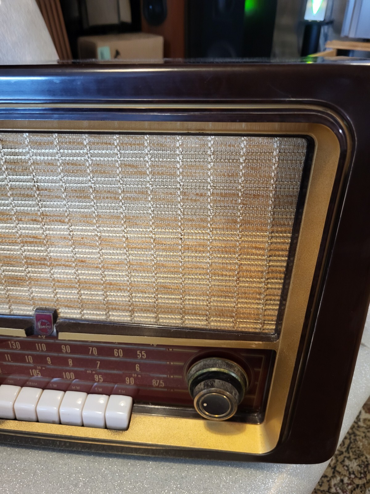 Vintage Norelco Tube Radio 1950's BX433 BX 433