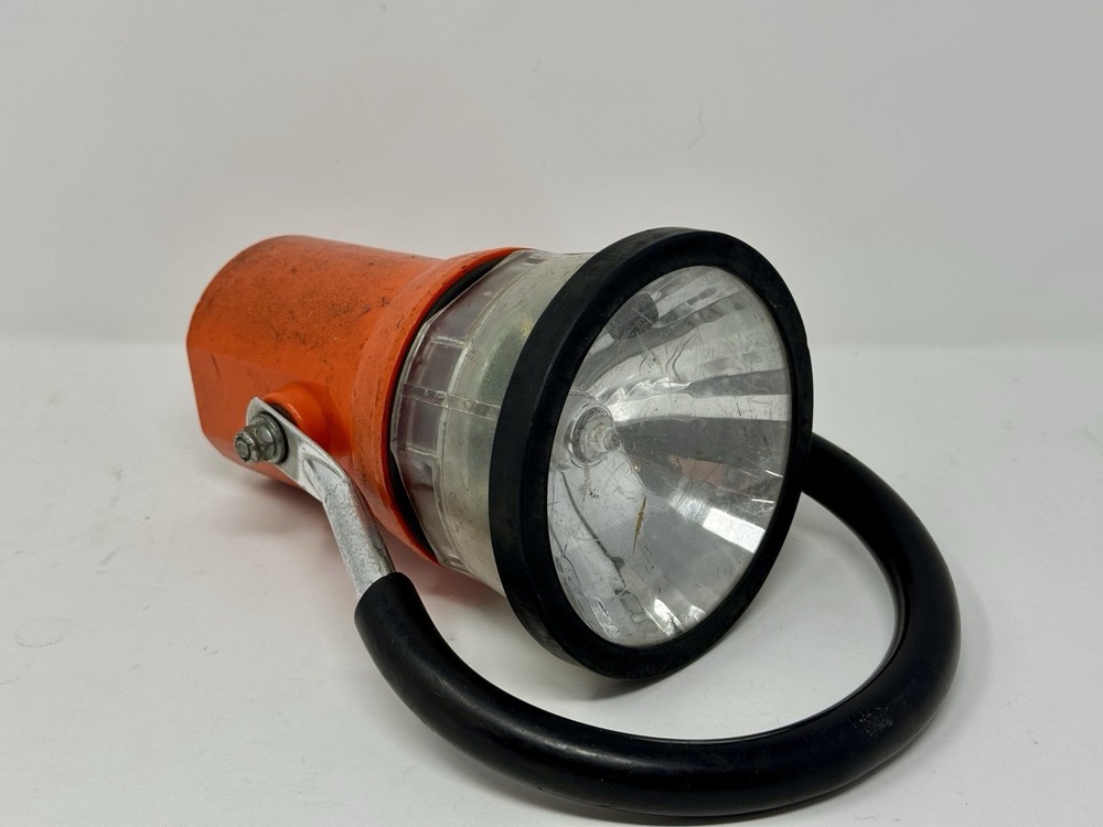 Official Trainman Lantern Rail-Tek Needs 6v Battery