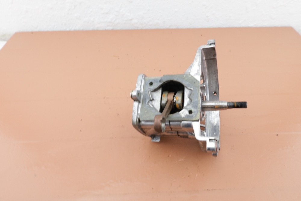 Yard-Man YM290 Blower OEM Crankcase