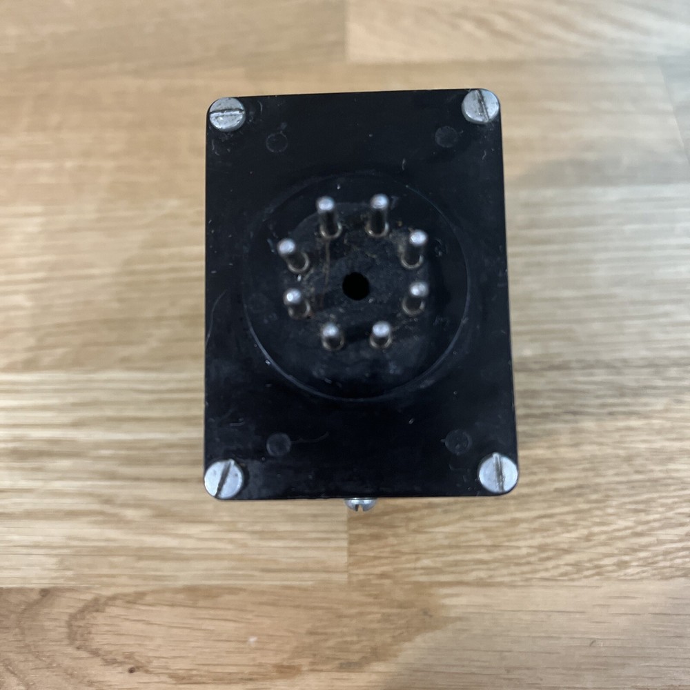 ISSC 1018-TDR SOLID STATE TIME DELAY RELAY CONTROL 120VAC 06-10 SEC 8 PIN