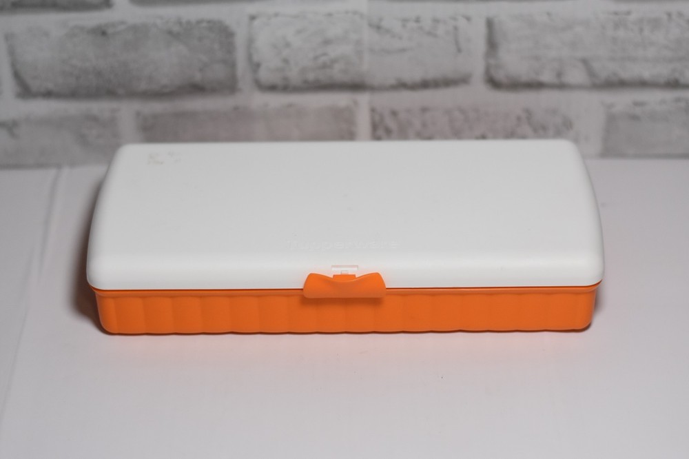 Tupperware - Lunch N Things Container - 4195A, Orange