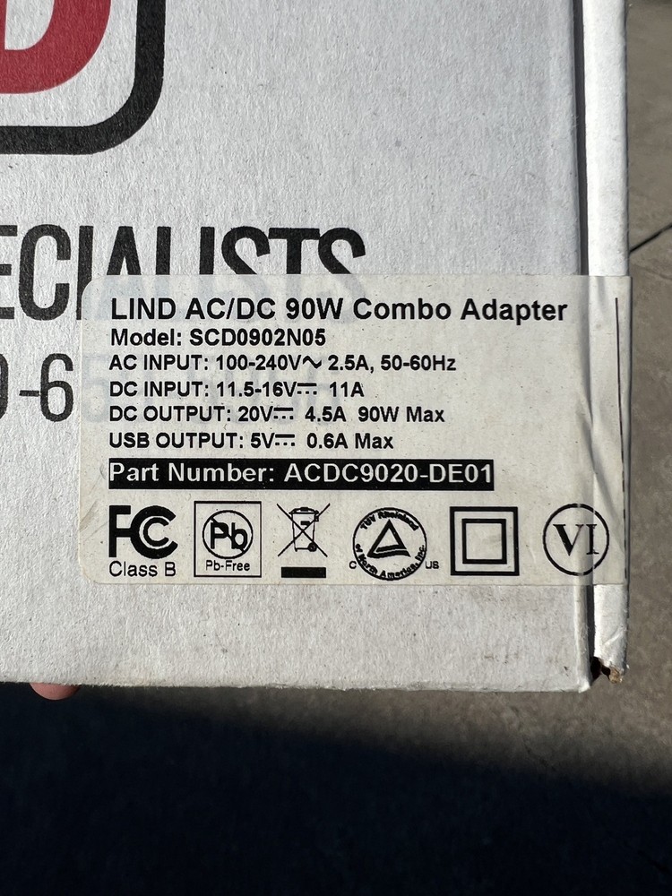 Unopened Lind Electronics AC/DC 90W Combo Adapter SCD0902N05