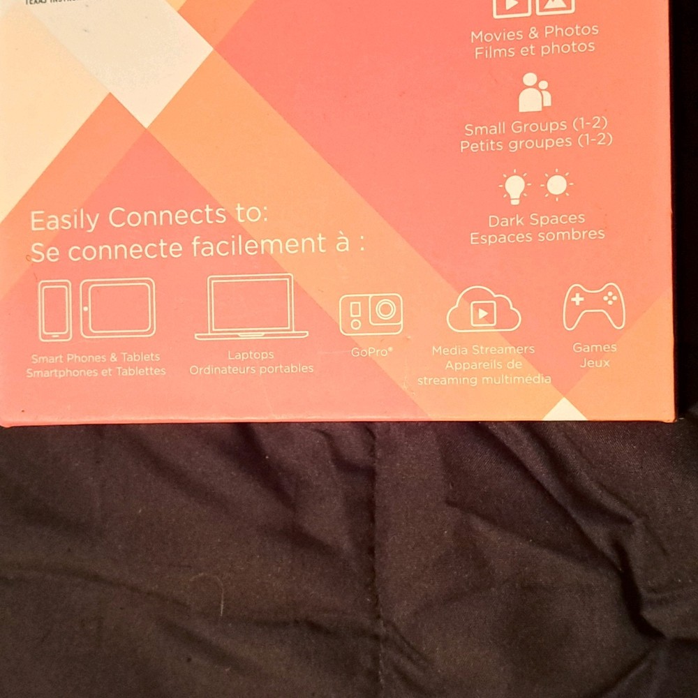 Texas Instruments Miroir M29 50'' Micro Projector with Open Box Element Series