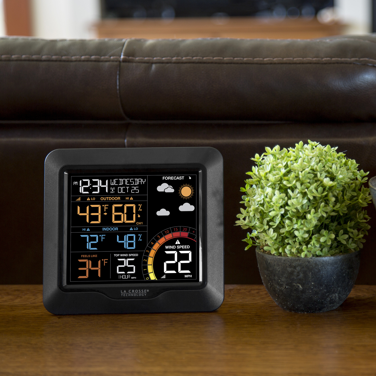 327-1417 La Crosse Technology Professional Color Wind Speed Weather Station