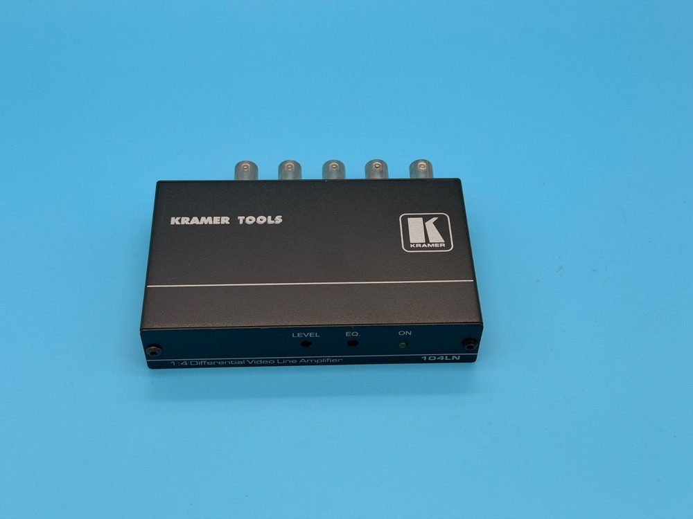 Kramer tools 104LN 1:4 Video amplifier