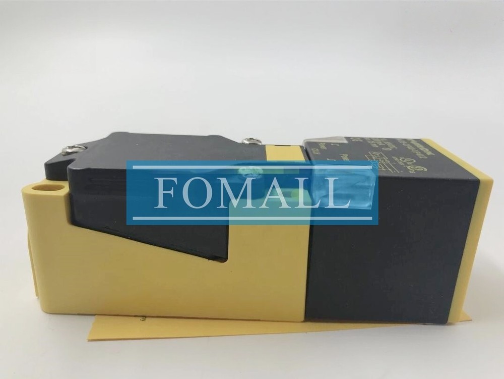 1Pcs New Proximity switch Sensor NI35-CP40-VP4X2