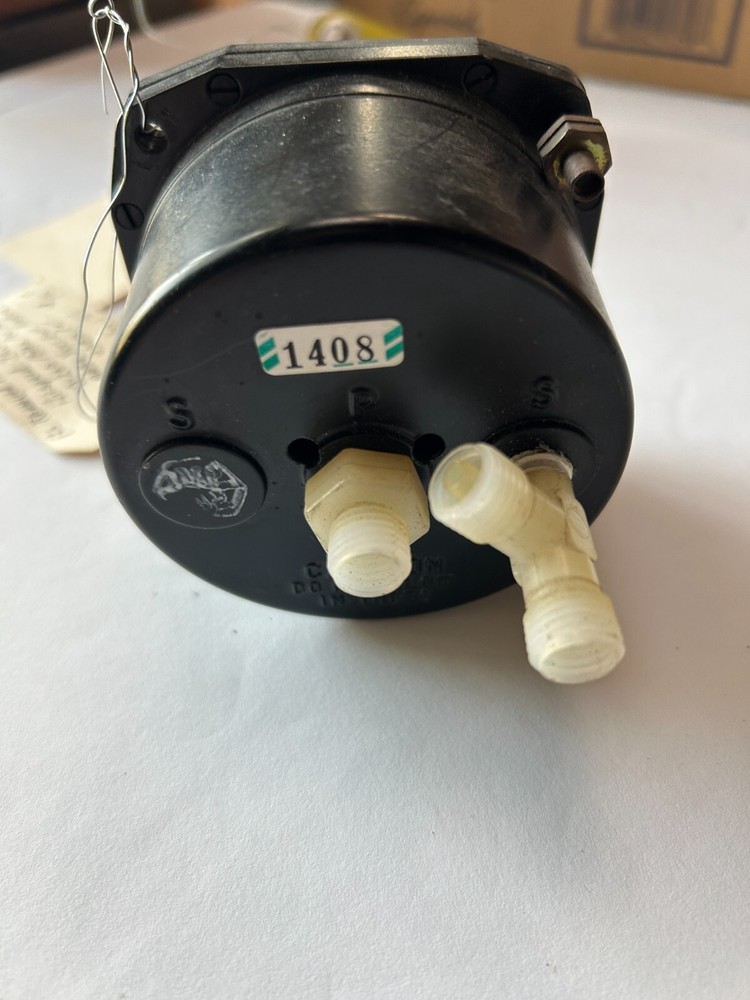 Aero Commander 112 airspeed indicator