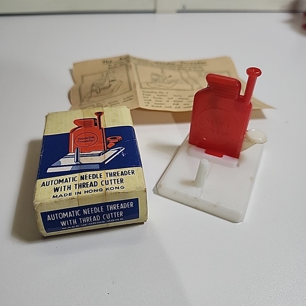 Vintage Automatic Needle Threader With Thread Cutter In Original Box (Cracked)