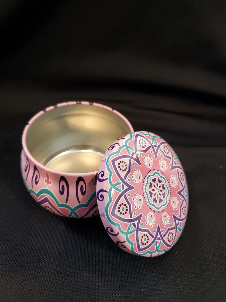 4 Empty Candle Tins with Lids 4.4 oz