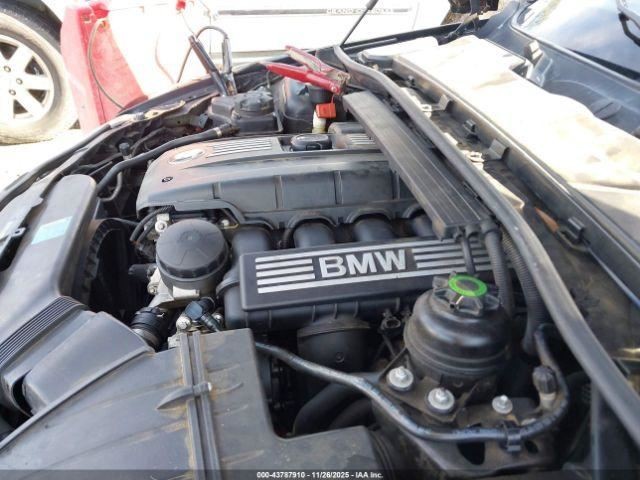 328I 2010 Glove Box 4923726
